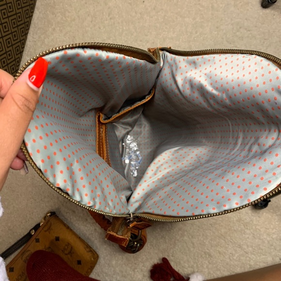 Bag - Picture 3 of 7